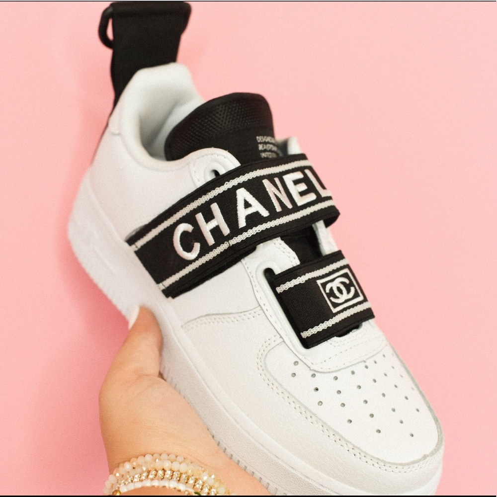Chanel Nike Air Force 1’s 🖤🌸